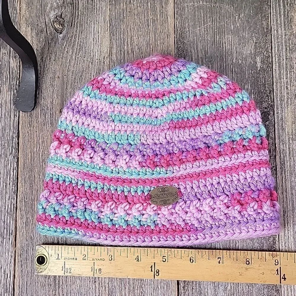 Handmade knitted beanie One Size - Picture 6 of 6
